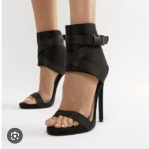 Elegant Black Stiletto Heels By SIMMI London Sz 7